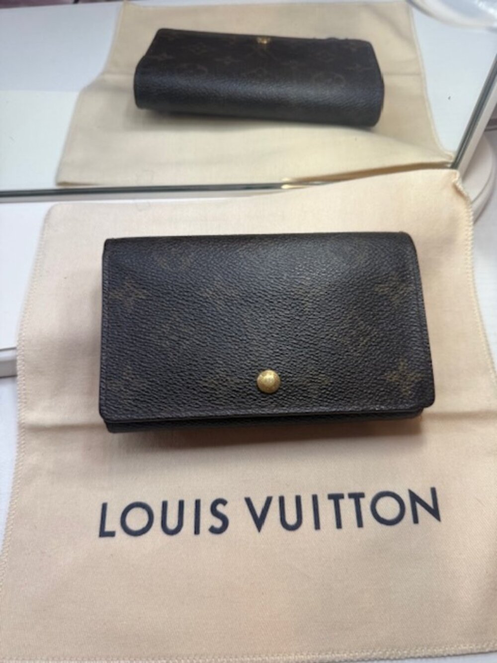 Louis Vuitton Monogram Compact Wallet-Vintage piece- W/COA